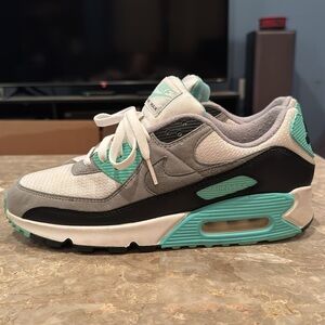 Nike Air Max 90